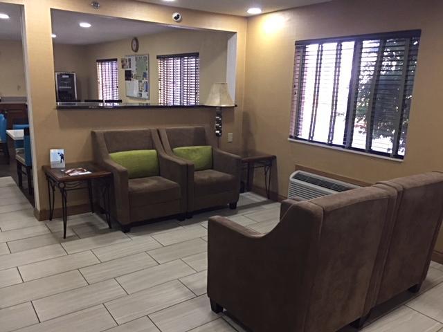 Baymont By Wyndham Louisville South I 65 Brooks Extérieur photo