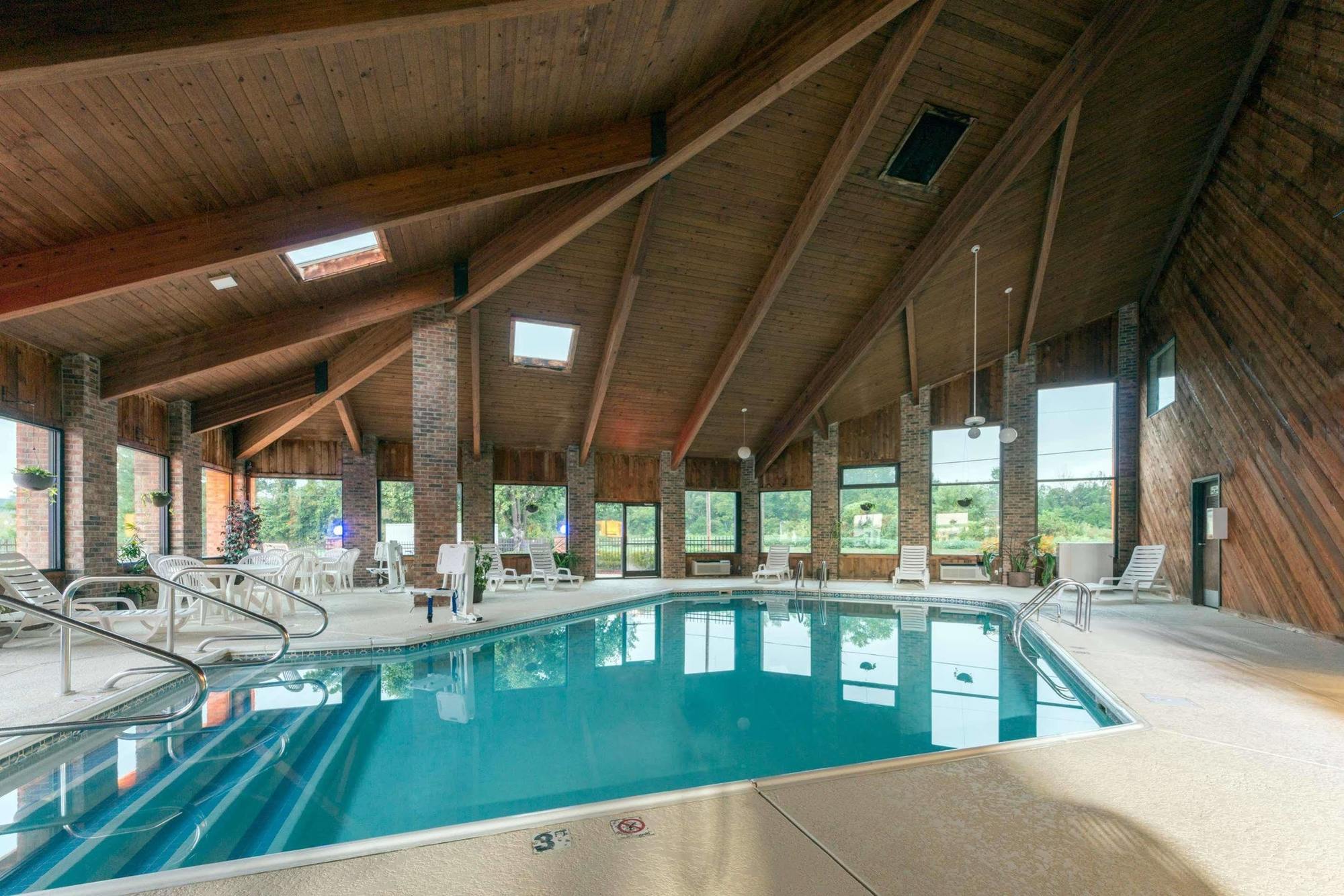 Baymont By Wyndham Louisville South I 65 Brooks Extérieur photo